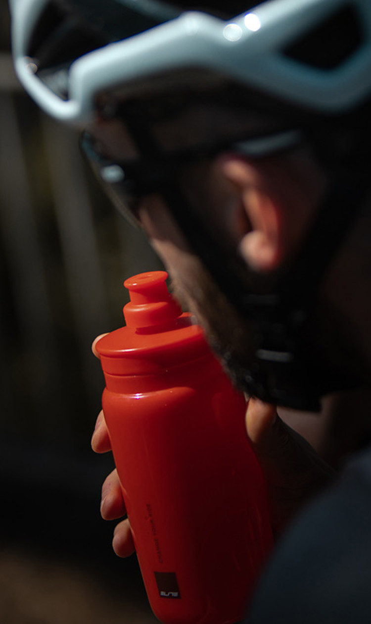 elite bike water bottles